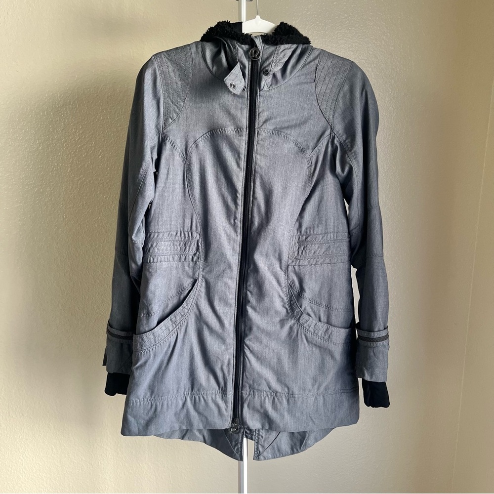 Lululemon Apres Run Anorak in Grey Herringbone Size 4